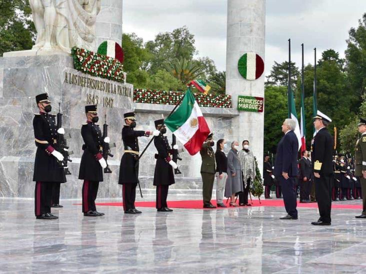 Encabeza AMLO ceremonia por Gesta Heroica de los Niños Héroes