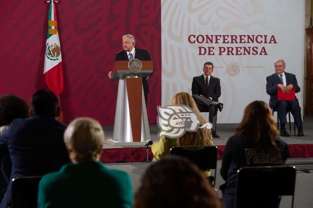 Desmiente AMLO a Ferriz de Con y Lozano; catedral no fue tomada por el Ejército