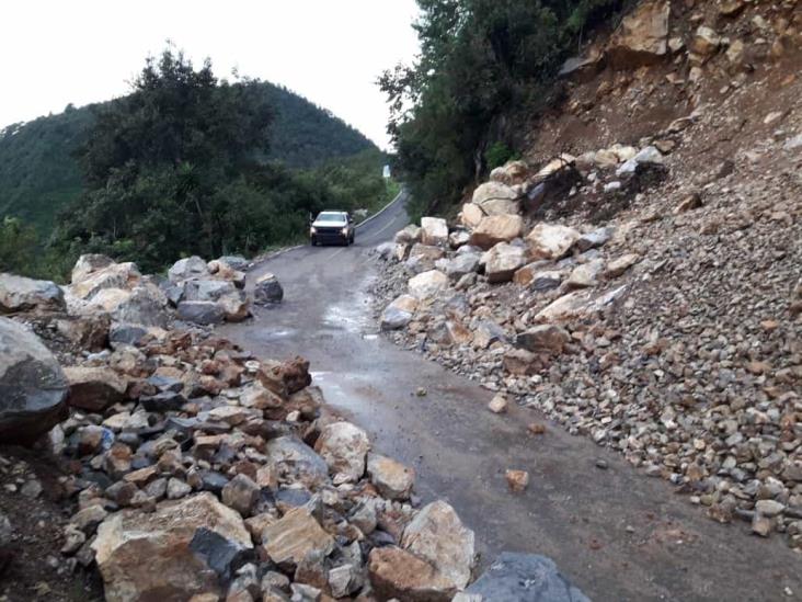 Lluvias dejan afectaciones en zona serrana de Mixtla