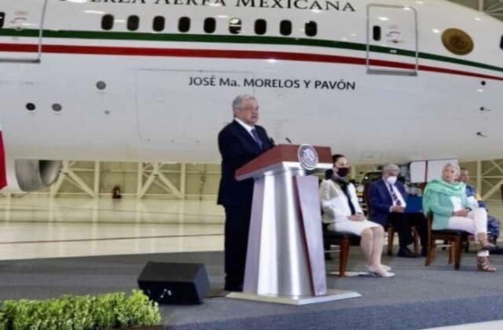 Dos escuelas de comunidades de Veracruz, beneficiadas con rifa de avión presidencial