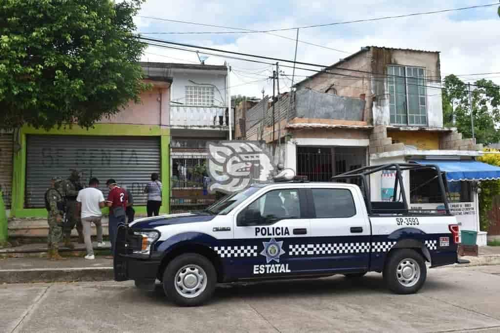 Localizan a comerciante putrefacto dentro de su vivienda en Acayucan