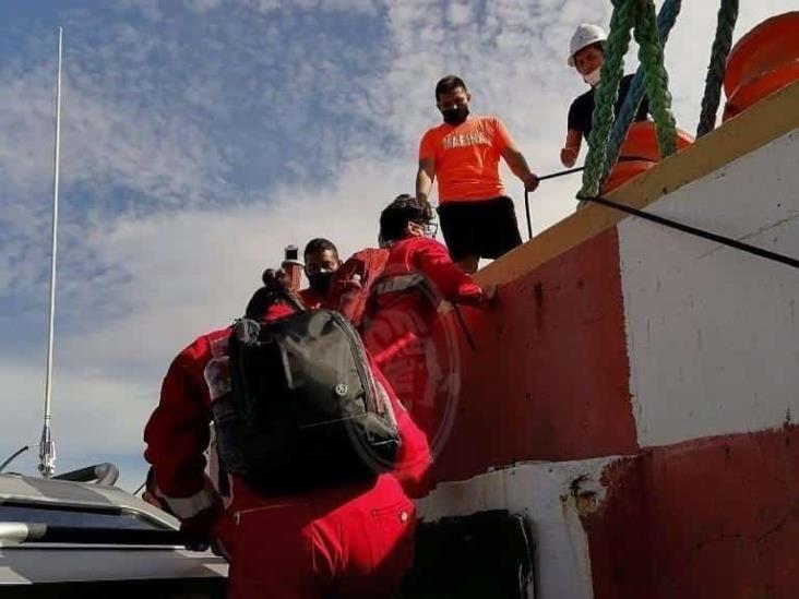 A casi dos meses de atracar en Coatzacoalcos, FGR catea buque Blue Commander