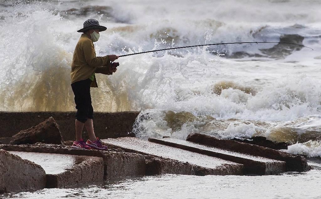 Avanza tormenta tropical Beta hacia Texas y Louisiana