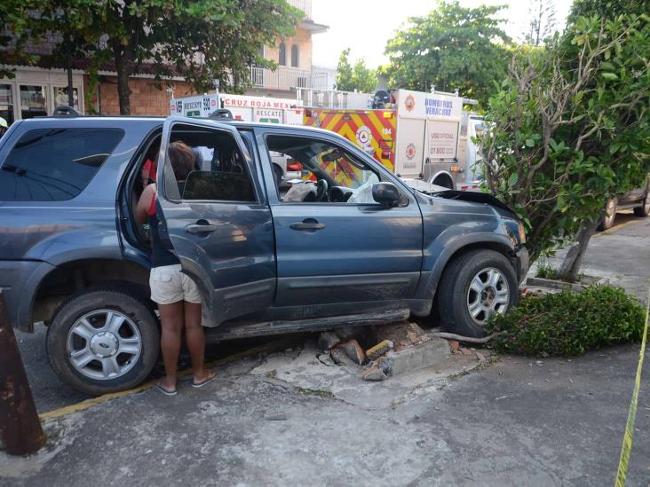 Se registra fuerte accidente en Veracruz; deja al menos tres personas lesionadas