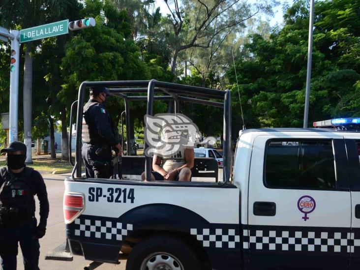 Ciudadanos detienen a ladrón y lo entregan a la policía en Veracruz