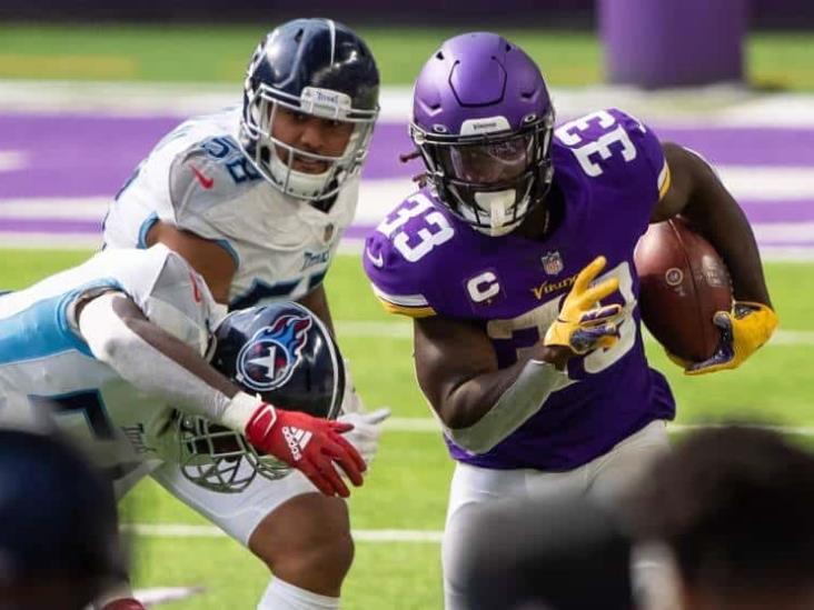 Vikings y Titans en alerta por ocho casos positivos a COVID-19