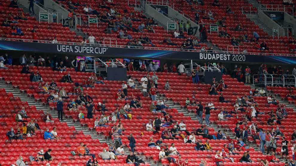 UEFA permitirá entrada gradual de aficionados a los partidos