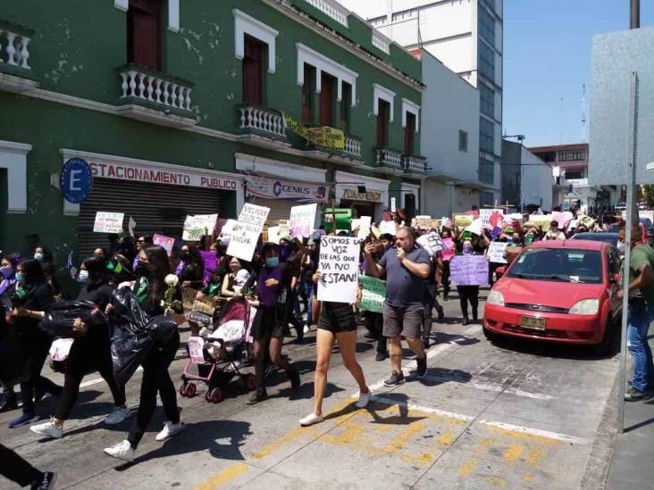 Nos roban amigas, nos matan hermanas, claman veracruzanas pro aborto