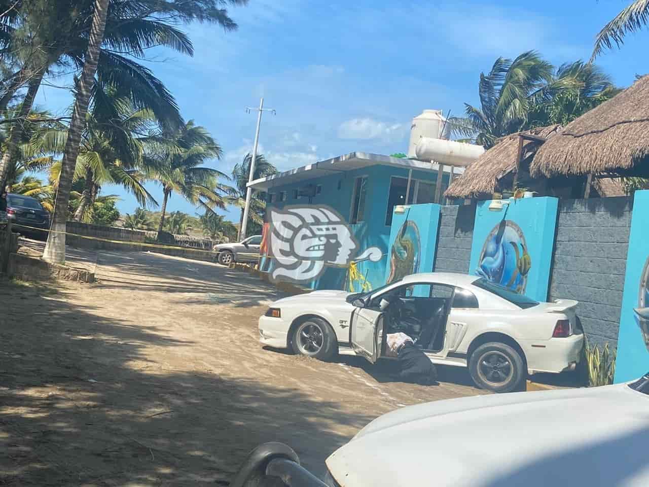 Asesinato en estacionamiento de conocido restaurante de Las Barrillas