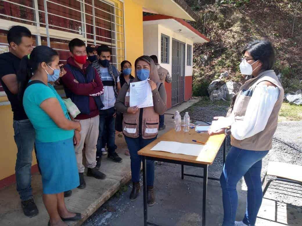 Entregan cachito ganador de rifa del avión en Los Reyes