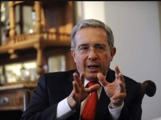 Colombia: fiscal pide libertad de ex presidente Álvaro Uribe