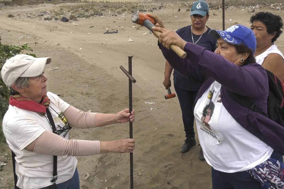 Embajador de EU se reúne con Colectivo Solecito, afirma habrá apoyo