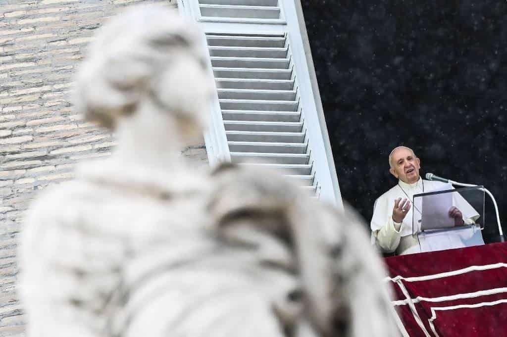 El papa se solidariza con las víctimas de los incendios en AL