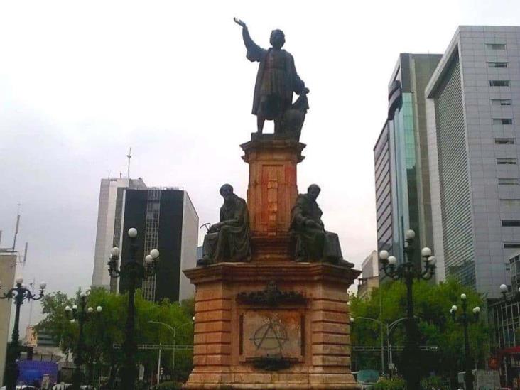 Retiro de estatua de Cristóbal Colón en Reforma, por restauración: AMLO