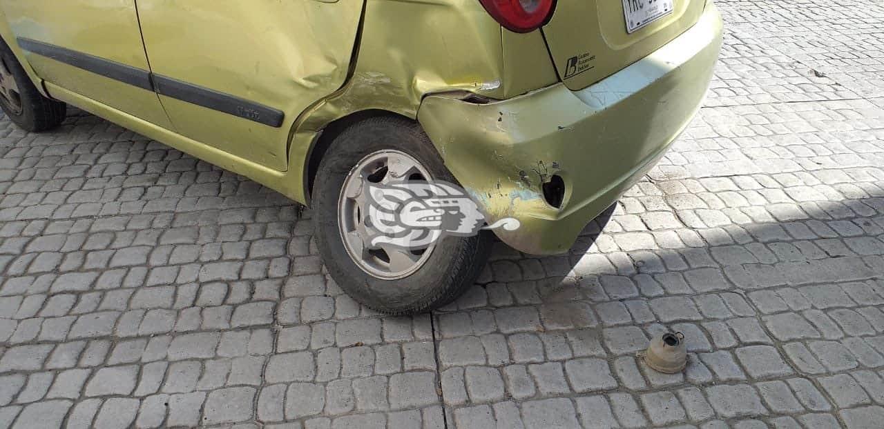 Se registra accidente en calles de Veracruz, deja solo daños materiales