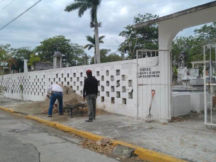 Cerrarán panteones en Tuxpan