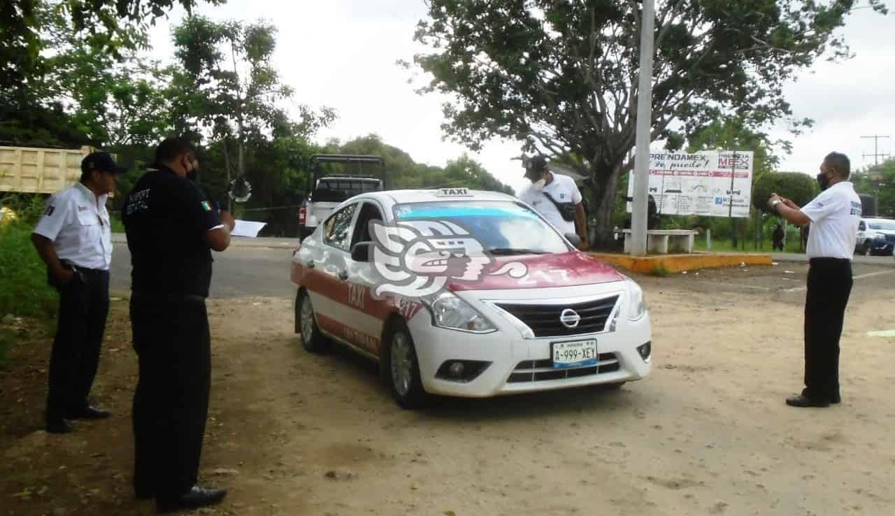 Transporte Público aplica operativo en la sierra y quitan retén de taxistas 