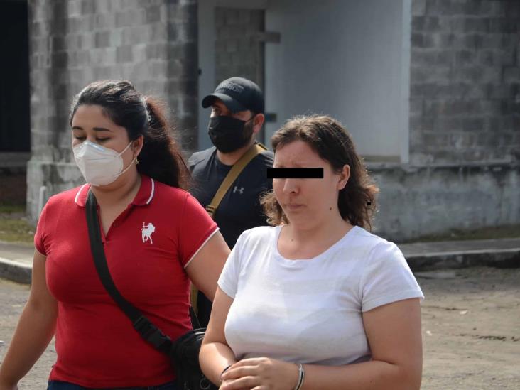 Capturan a mujer por abusar sexualmente de su hijastro en Veracruz