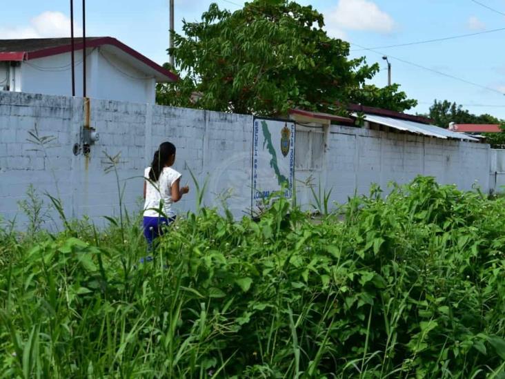 Solicitan mantenimiento a escuelas de la colonia Villas del Sur