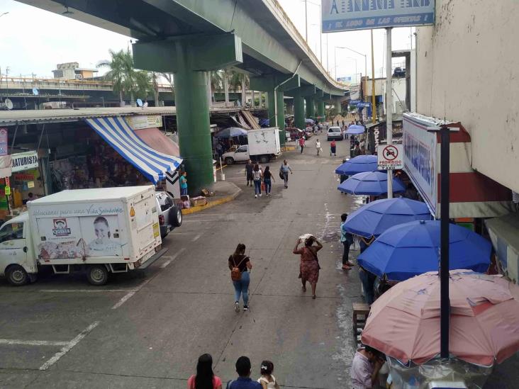 Reprochan comerciantes falta de apoyos en Poza Rica