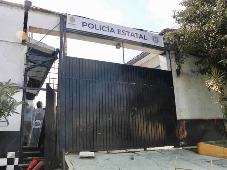 Protestan con féretro de joven golpeado por policías de Veracruz