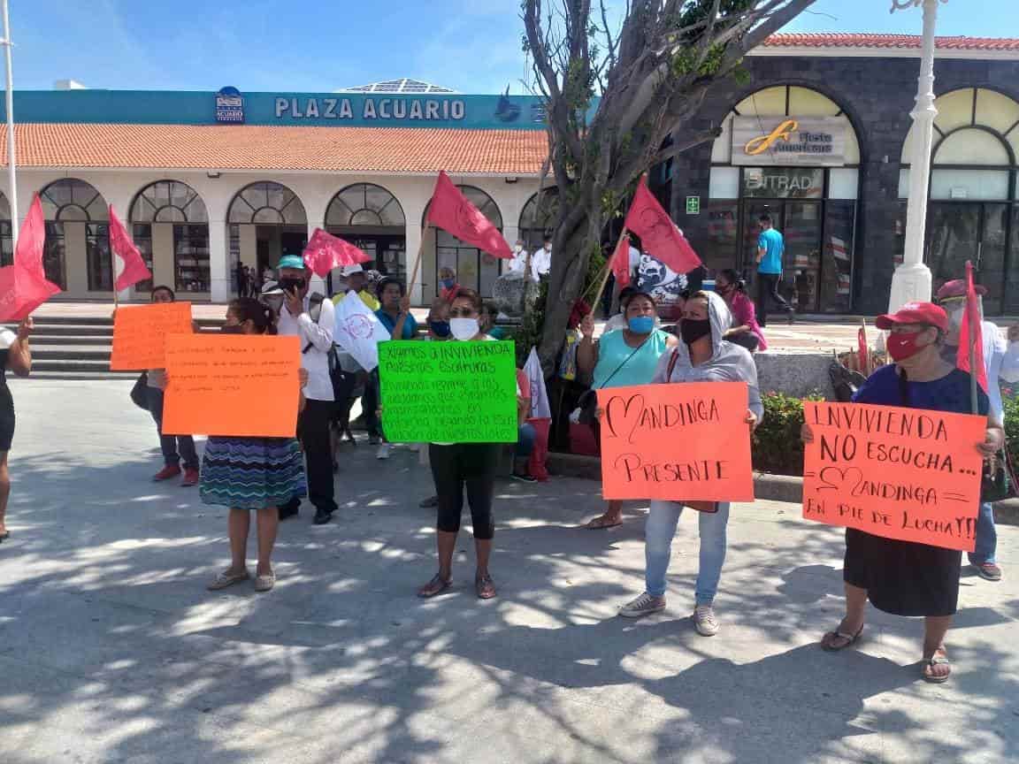 Antorchistas protestan ante falta de regularización de terrenos