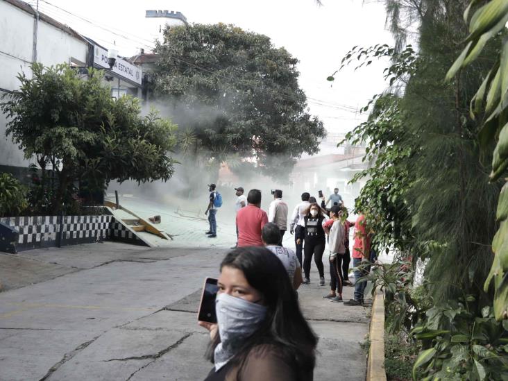 Protestan con féretro de joven golpeado por policías de Veracruz