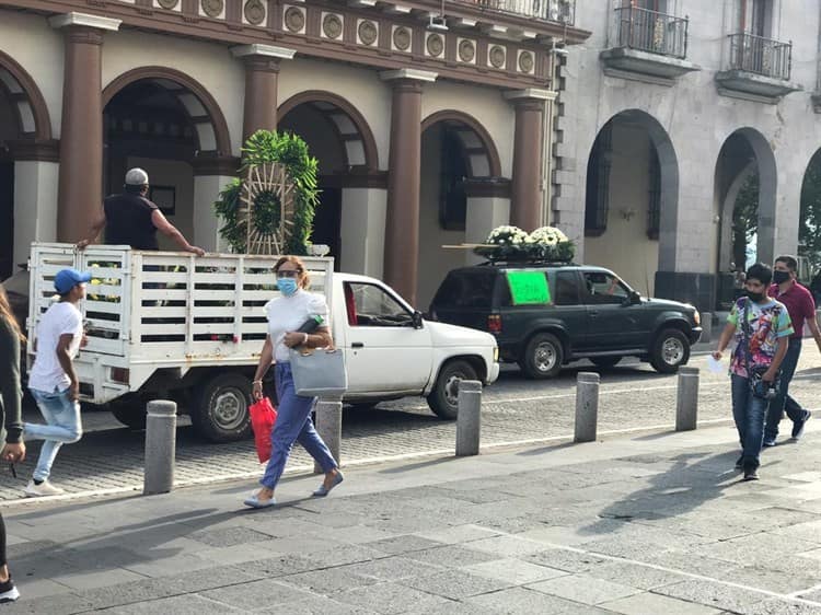 Protestan con féretro de joven golpeado por policías de Veracruz