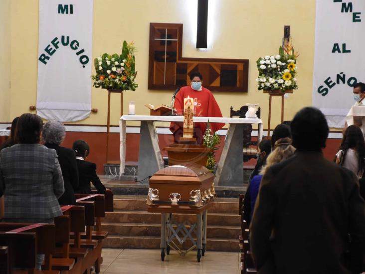 En Orizaba despiden a Edmunda, abogada asesinada en Puebla