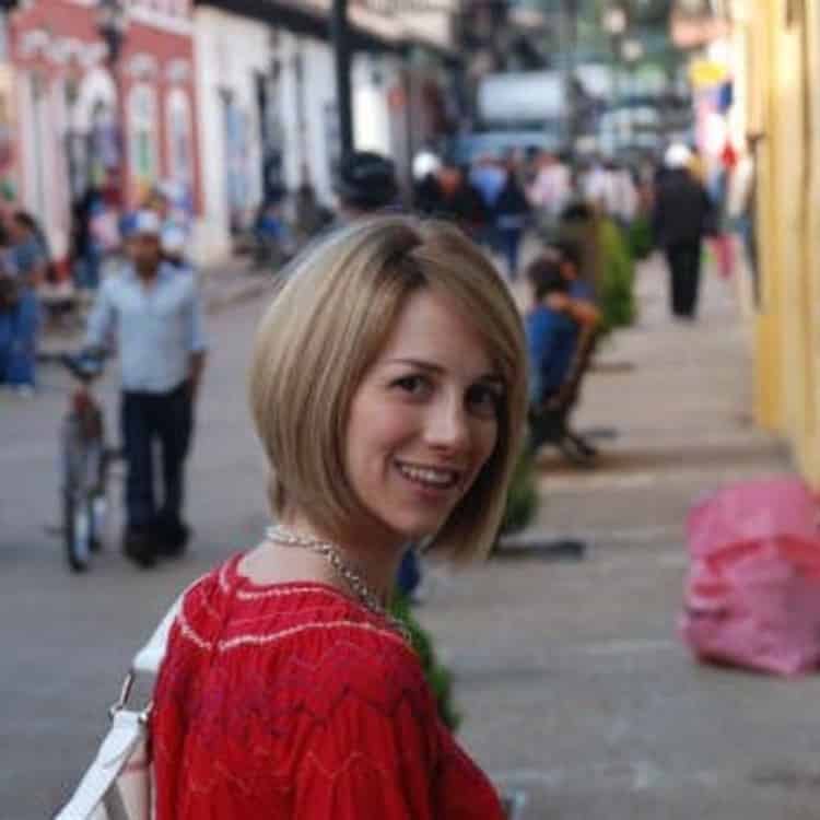 Hermana de Karime Macías no logra recuperar departamentos decomisados