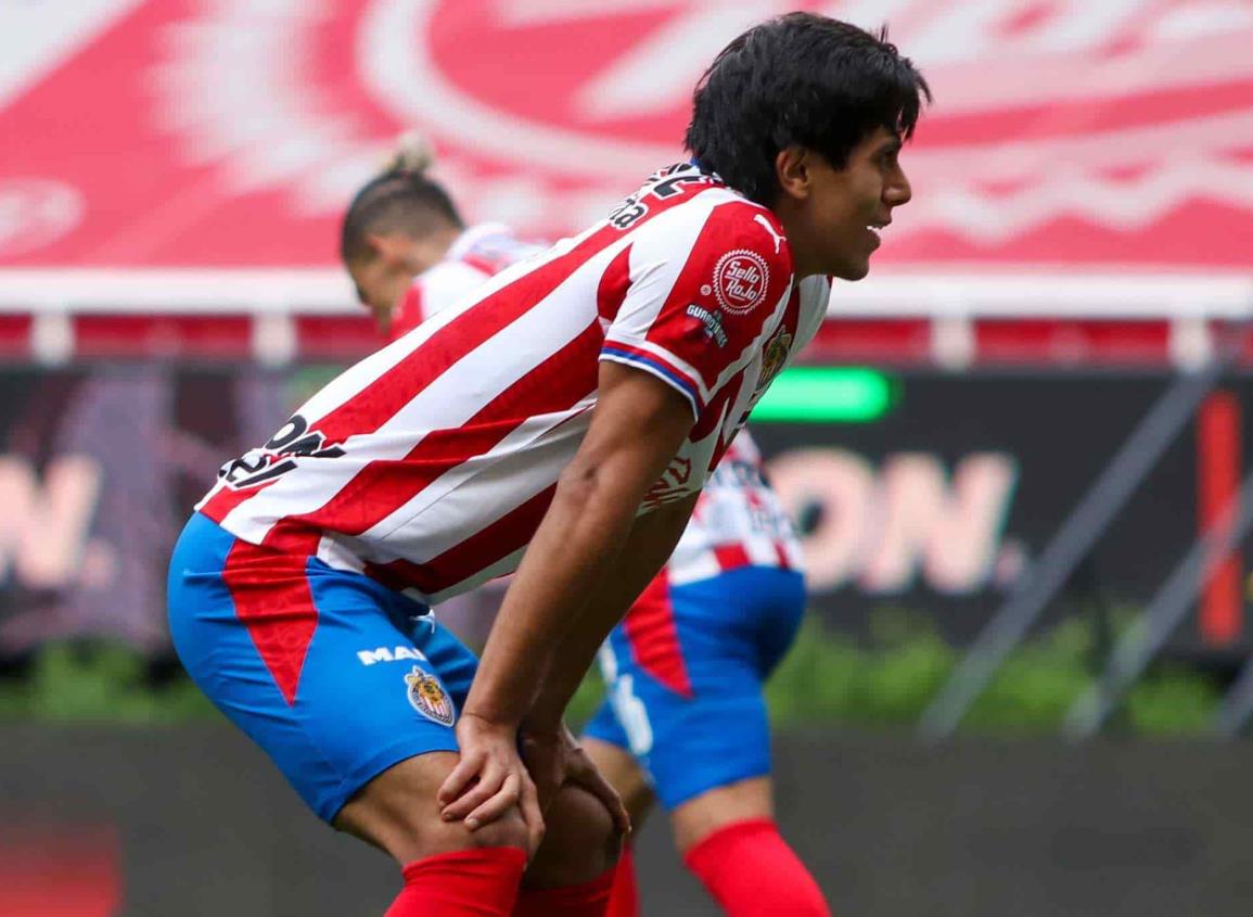 Chivas: descartan a José Juan Macías vs Pumas