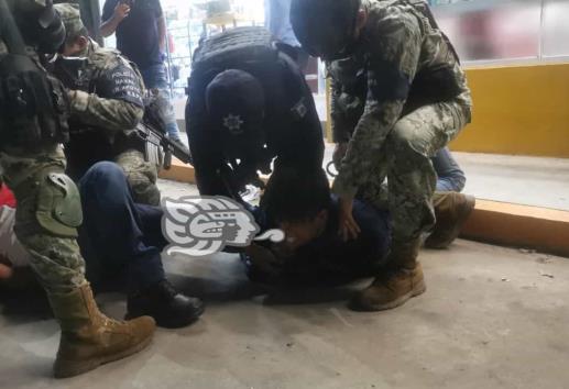 Movilización por captura de presuntos ladrones en Acayucan