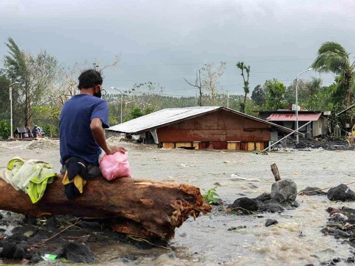 Al menos 7 muertos en Filipinas por tifón Goni