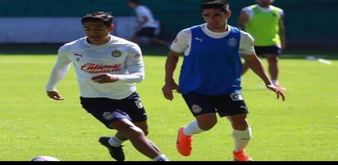 Villalpando, Chofis López, Vázquez y Peña fuera de entrenamientos con Chivas