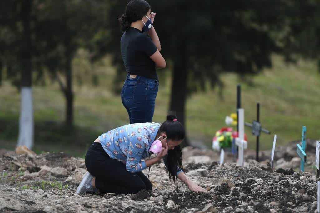 Más de 400 mil personas han muerto por Covid-19 en América Latina