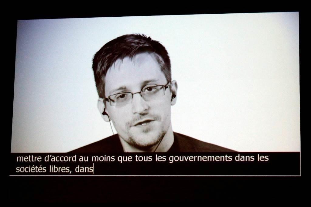 Snowden pedirá ciudadanía rusia sin dejar la estadunidense