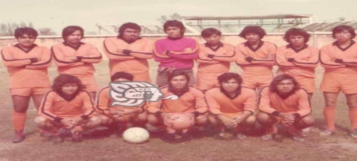 Le Burrré, club amateur de futbol de Jáltipan llegó 46 años de fundación