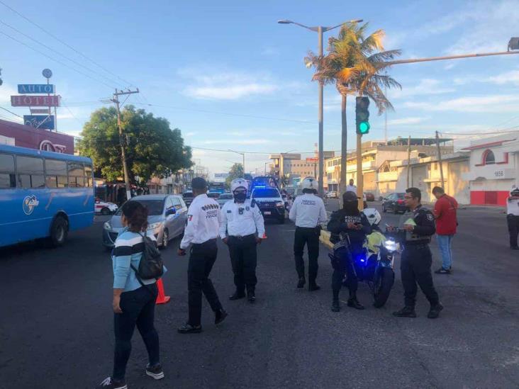 Urbanos atropella a familia que caminaba por calles de Veracruz