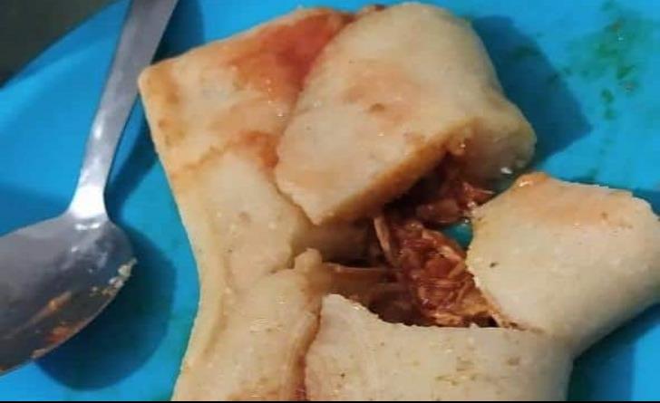 El virus los dejó desempleados y decidieron vender ricos tamales