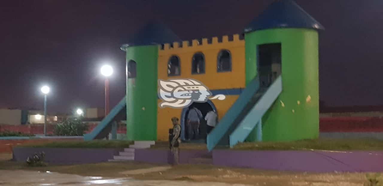 Identifican al joven colgado en parque infantil de Coatzacoalcos