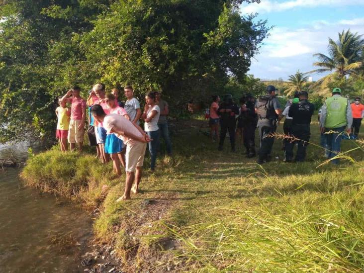 En Alvarado, bañista entra a nadar a laguna y desaparece