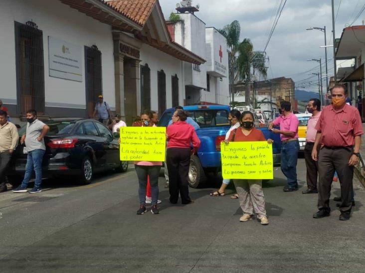 En protesta, exigen aparición con vida de taxista levantado en Córdoba