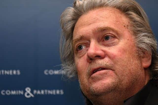 Twitter y YouTube vetan contenidos de Bannon por instar a asesinar