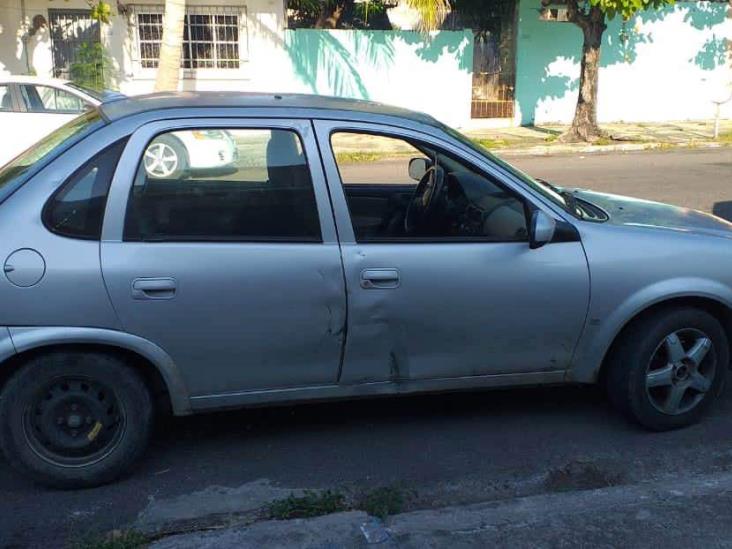 Tras cerrarle el paso en calles de Veracruz, repartidor de comida resulta herido