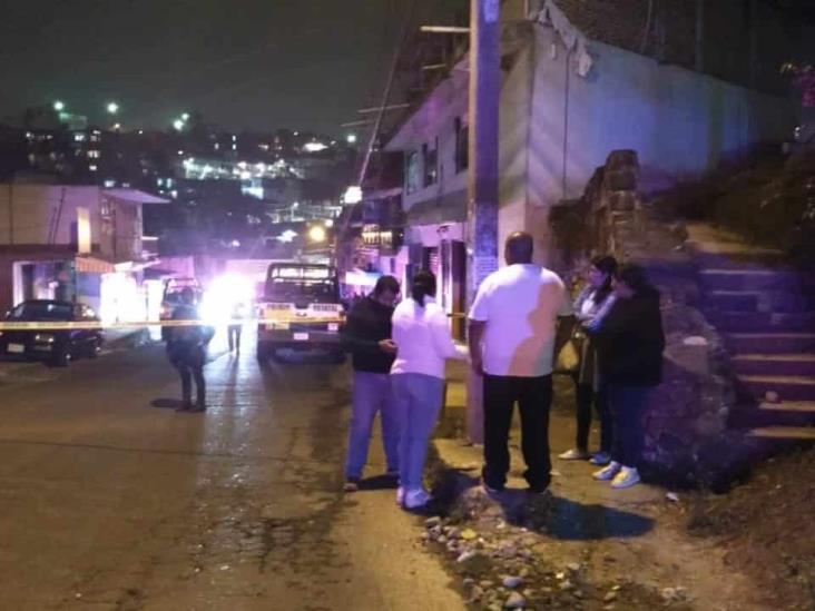 En Xalapa, asesinan a joven en auto lavado