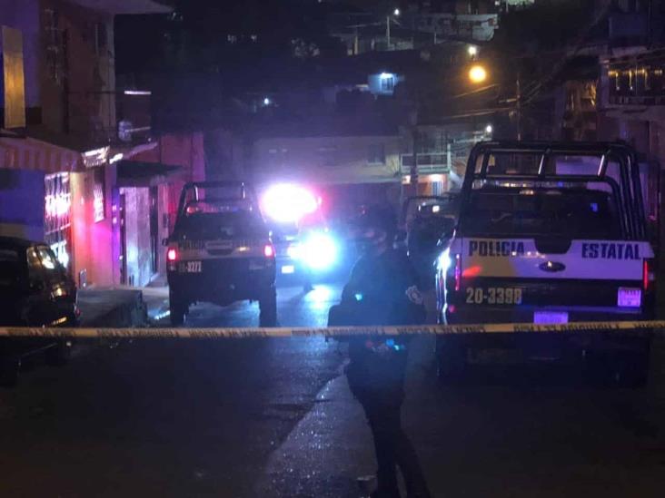 En Xalapa, asesinan a joven en auto lavado