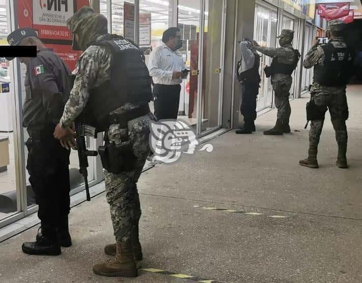 Guardia Nacional detiene a elementos del IPAX por reñir en Coatzacoalcos