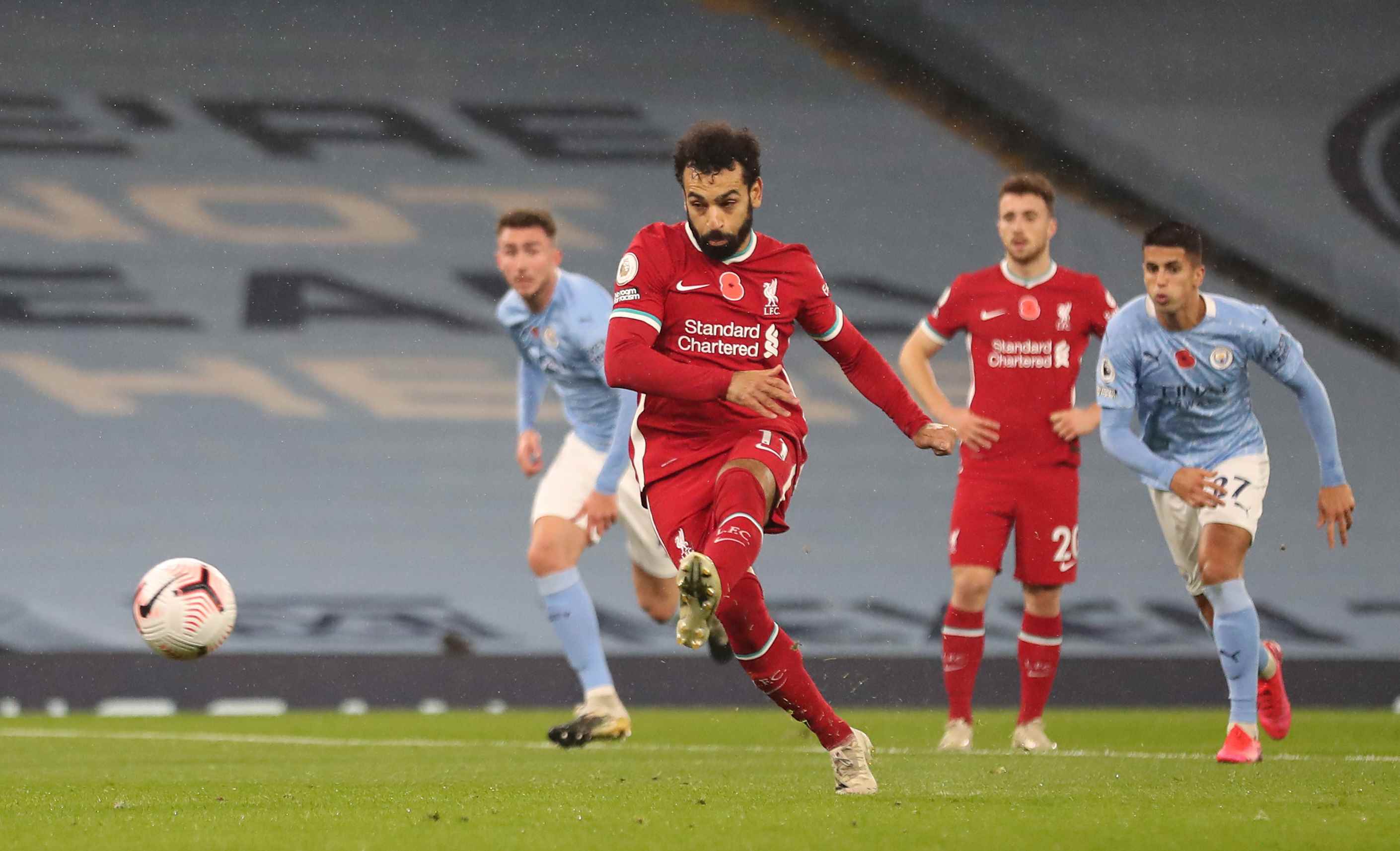 Mohamed Salah, delantero egipcio, da positivo a COVID-19