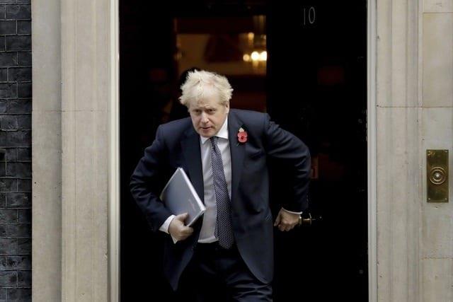 Boris Johnson dice estar “en forma como perro de carnicero”