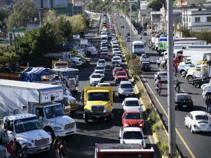 Amotac truena contra abusos de grúas en Veracruz